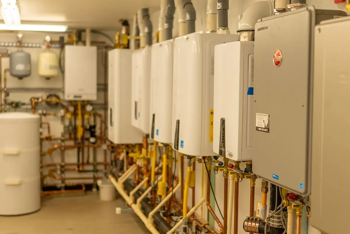 Leak Detection in Fountainebleau, FL